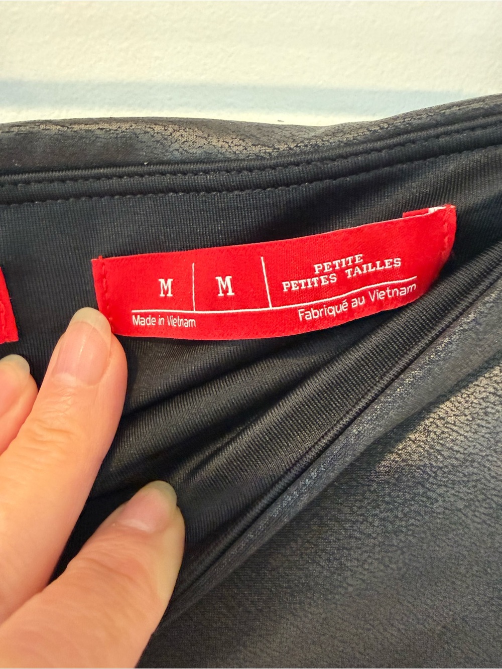 SPANX High-Waist Faux Leather Look Leggings - Black - Picture 3 of 7